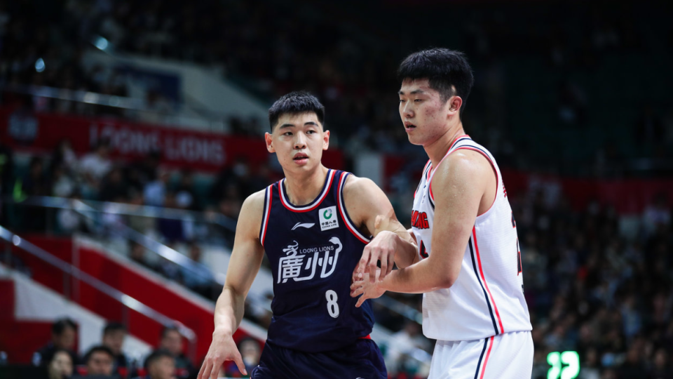 后将回国, 距离达到比, 下赛季开赛
