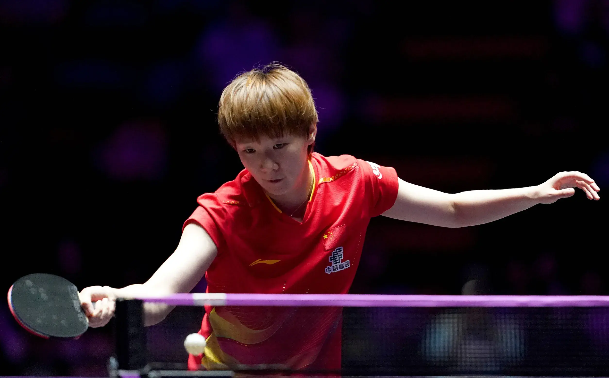 王曼昱反手 王曼昱反手